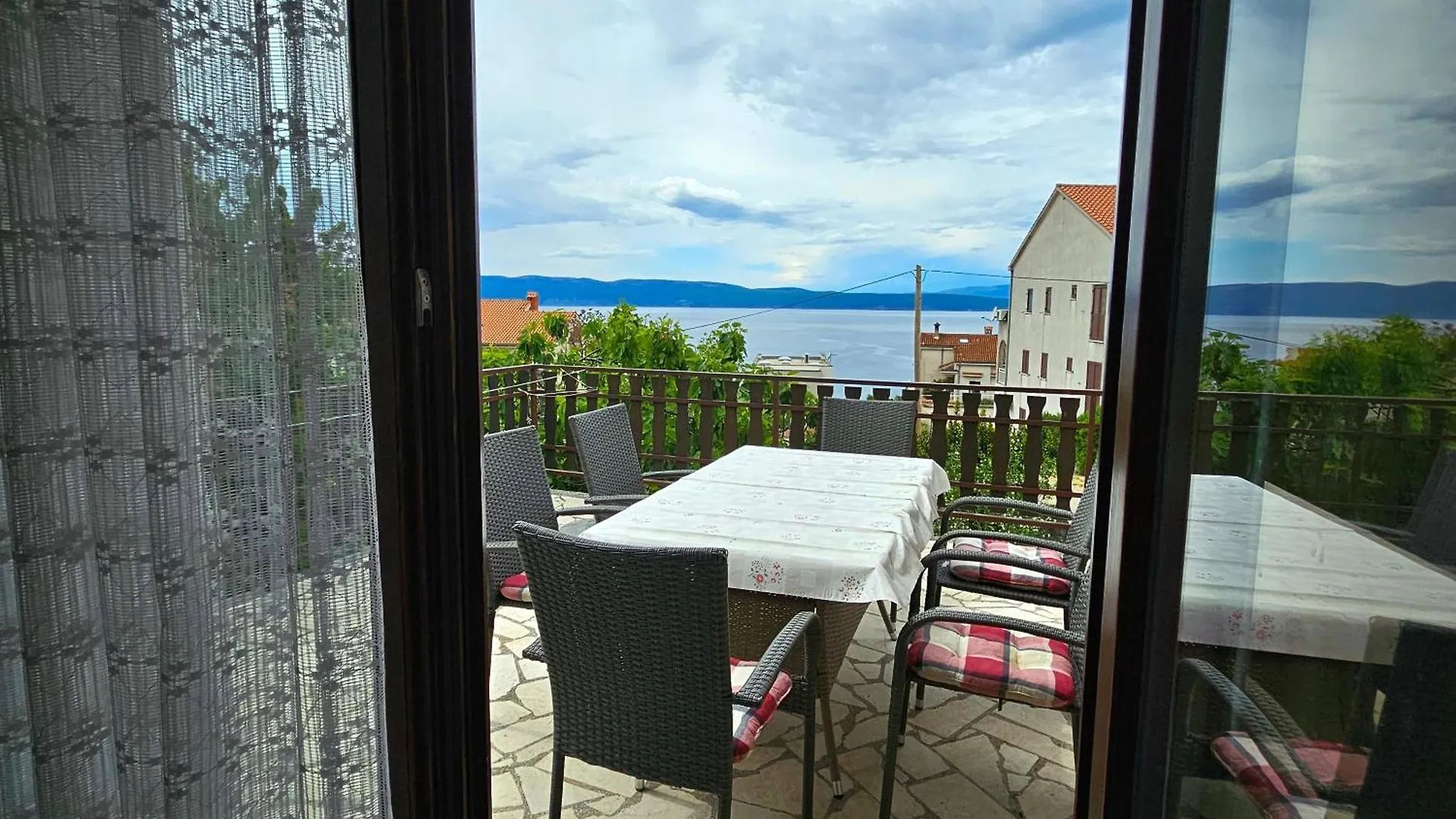 Apartman Agava Njivice 0*,  Chorvatsko