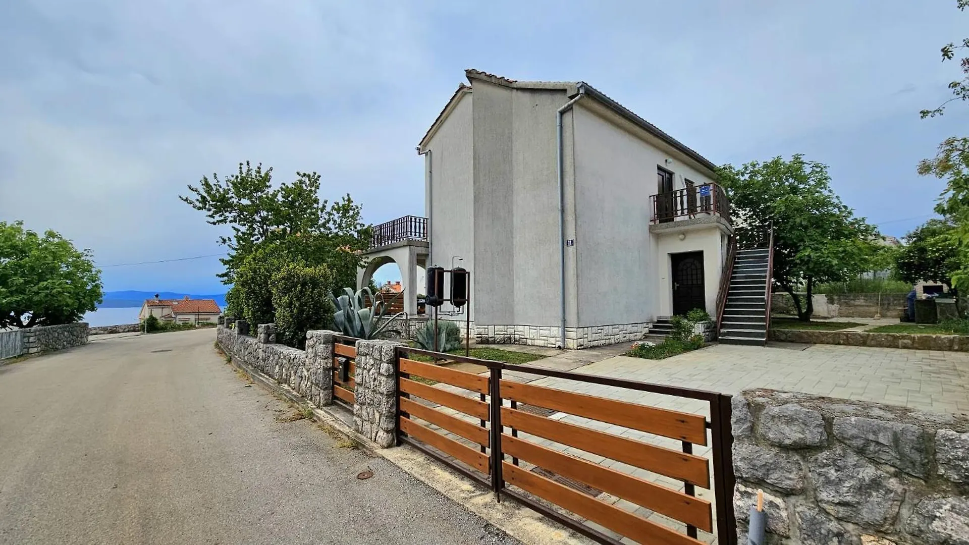 Apartment Apartman Agava Njivice